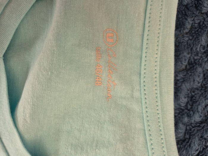 Tee-shirt femme taille 46-48 - photo numéro 4