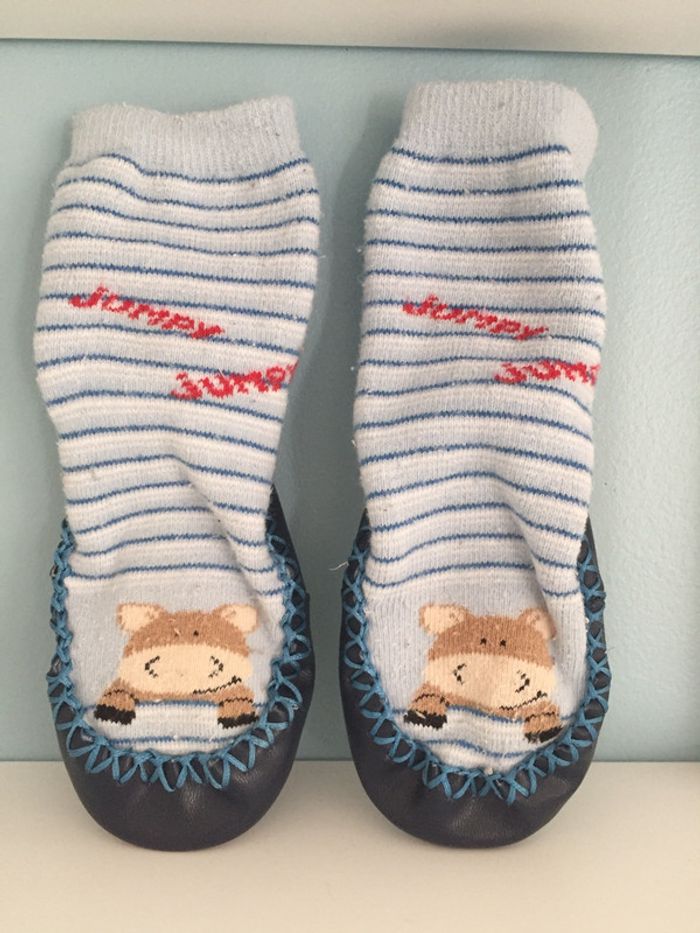 Chaussons - chaussettes semelle cuir 0-6mois