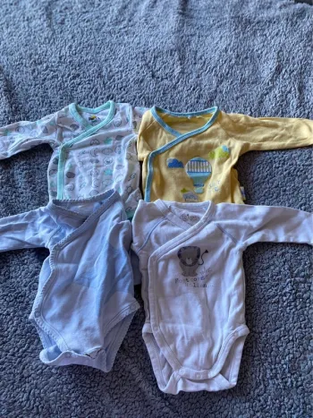 Lot de 4 bodies