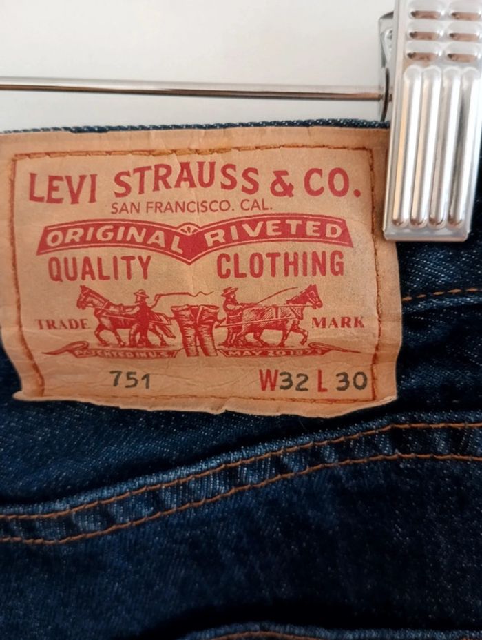 Jean Levi's 751 - photo numéro 11