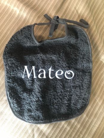 Bavoir Mateo