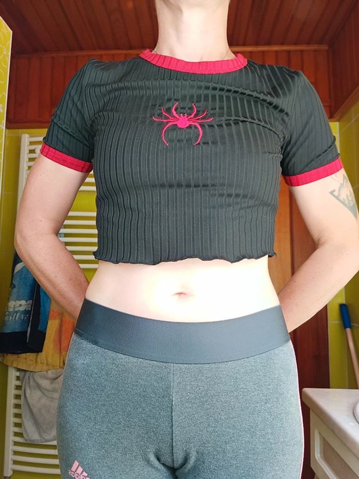 Croq top femme noir motif araignée Shein - photo numéro 3