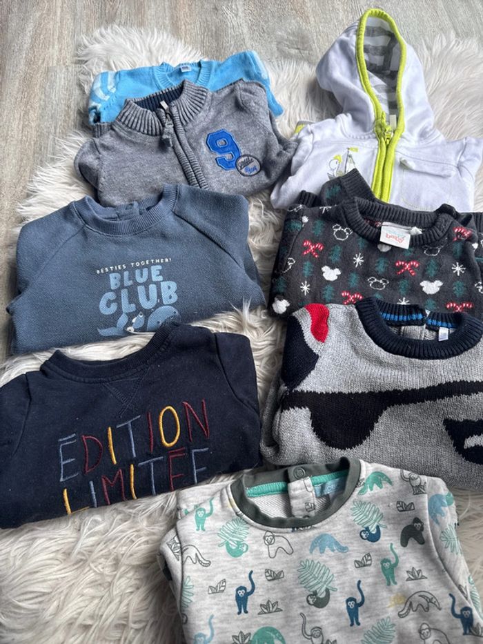 Lot de vêtements bébé 6 mois - photo numéro 2