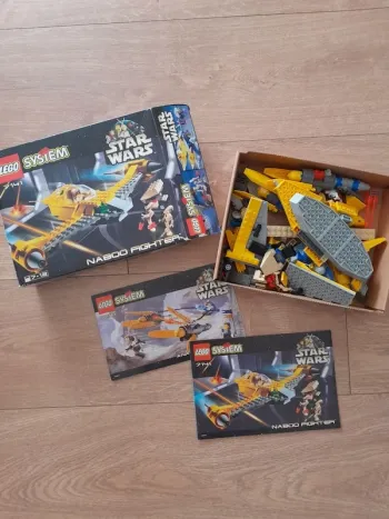 LEGO Star Wars 7141 et 7131 - Naboo fighter et Anakin's podracer