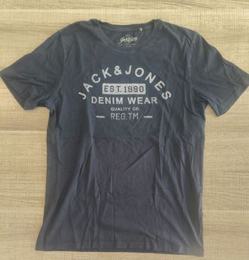 Tee-shirt