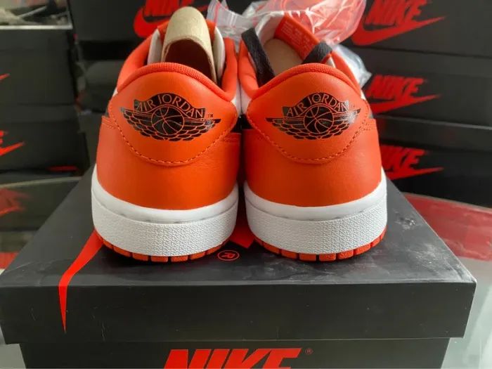 Jordan 1 low og WMNS Halloween - photo numéro 6