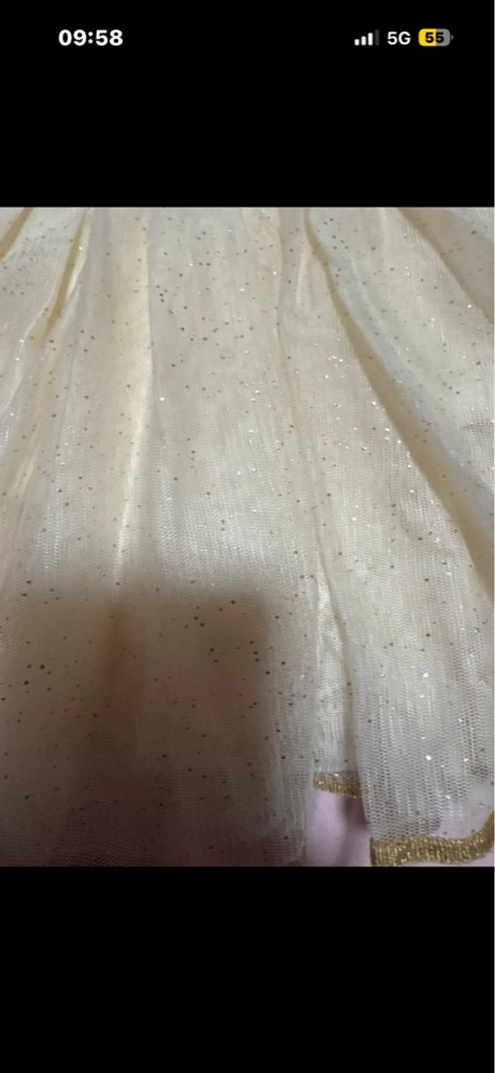 Robe avec voile - photo numéro 4