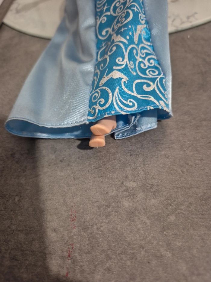 Barbie cendrillon - photo numéro 2