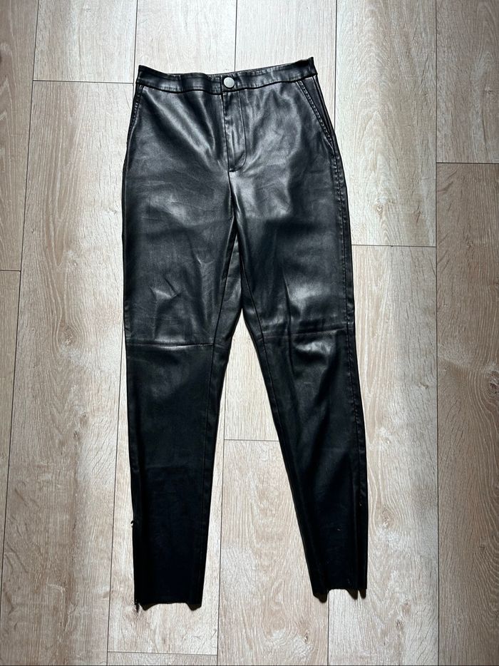 Pantalon similicuir Zara - photo numéro 3