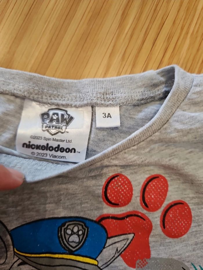 Lot 2 tee shirts manches longues - photo numéro 8