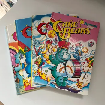 Lot 4 livres bd les Bisounours care bears annual