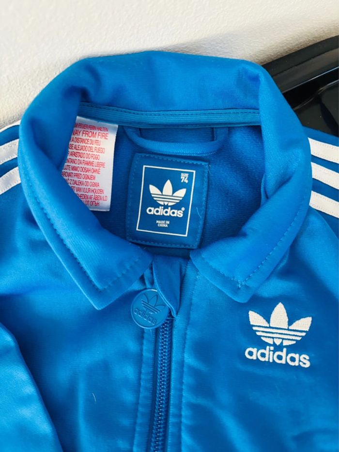 Ensemble Adidas 💙 Taille 12 mois - photo numéro 2