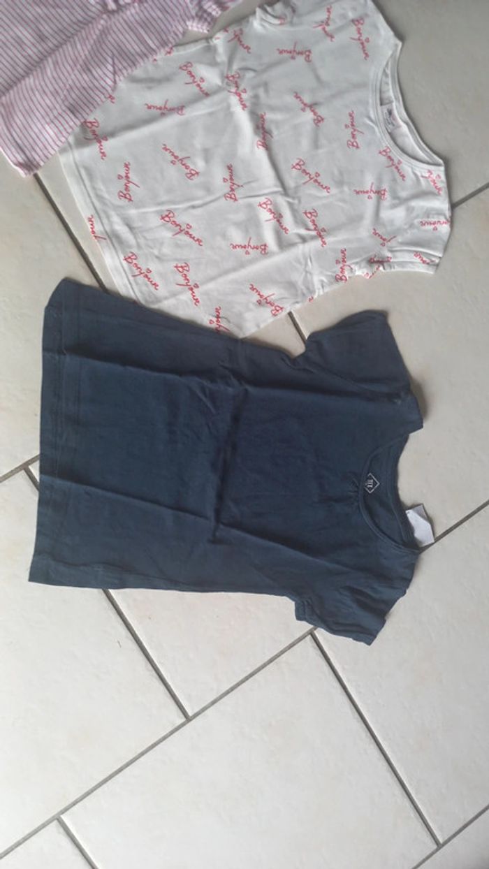 Lot de 3 tee shirts fille 6 ans tbe - photo numéro 2
