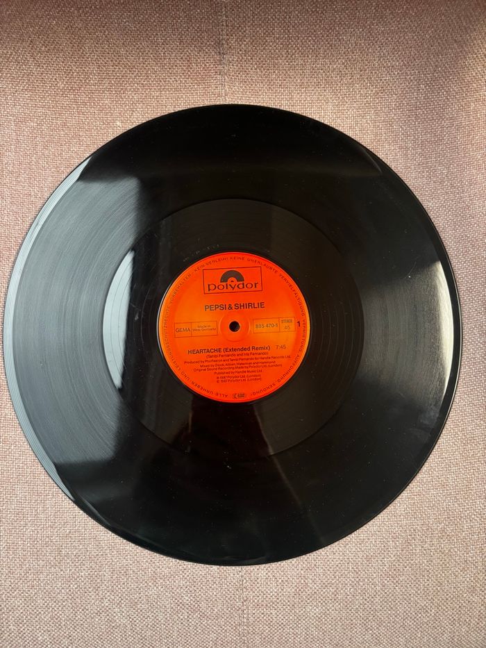 Vinyle maxi 45 tours Pepsi & shirlie Heartache - photo numéro 2