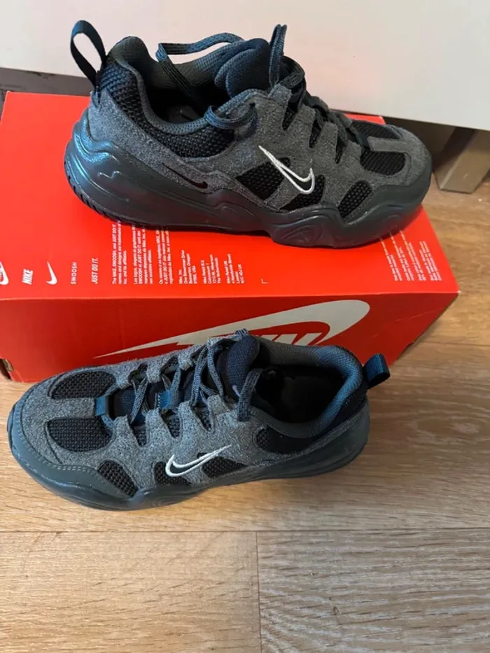 Baskets sneakers Nike tech hera - photo numéro 3