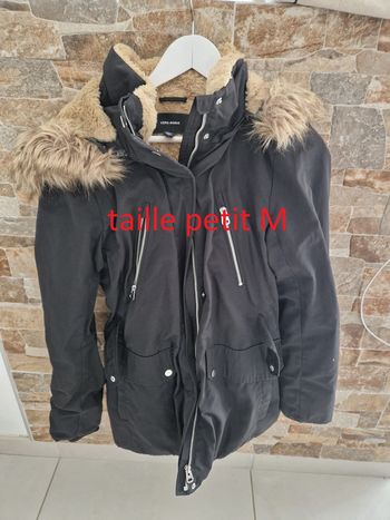Manteau noir doublé doux noir taille M (petit M) marque vero Moda avec capuche