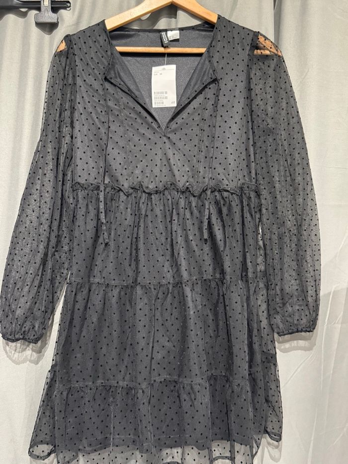 Robe H&M neuve tailles ok S ( taille grand ) - photo numéro 2
