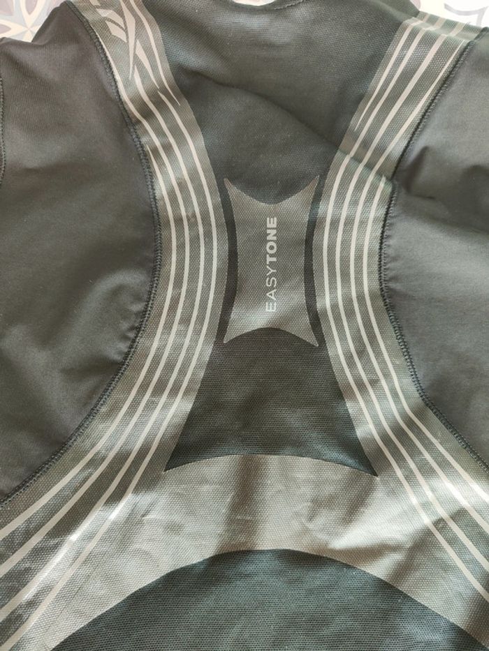 T shirt de sport - photo numéro 4