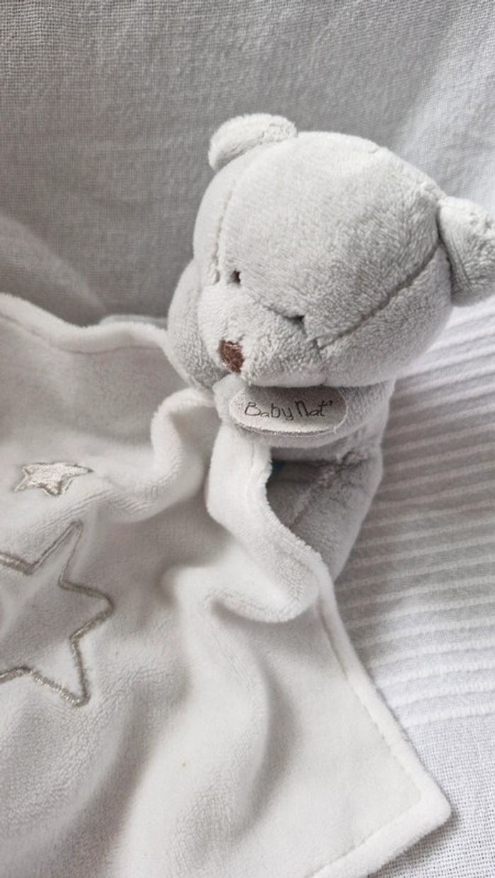 Doudou mouchoir  ourson gris Babynat - photo numéro 2