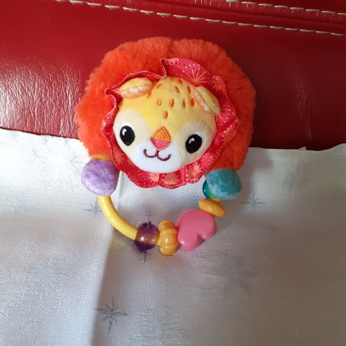 Vtech: jouet Léo Petit Lionceau *bruit de grelot - photo numéro 8