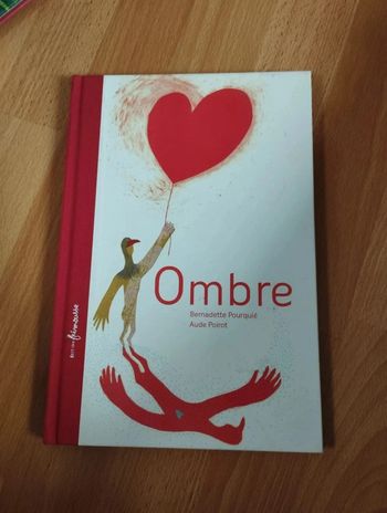 Livre enfant "ombres"