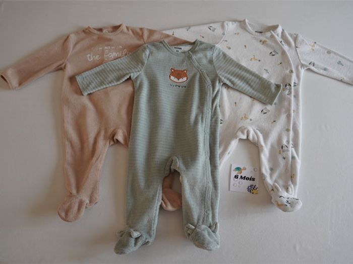 Lot n°2 de 3 Pyjamas velours Kiabi en 6 mois