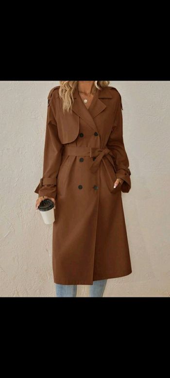 Trench coat long marron chic élégant ceinturé mi-saison automne intemporel classique tendance