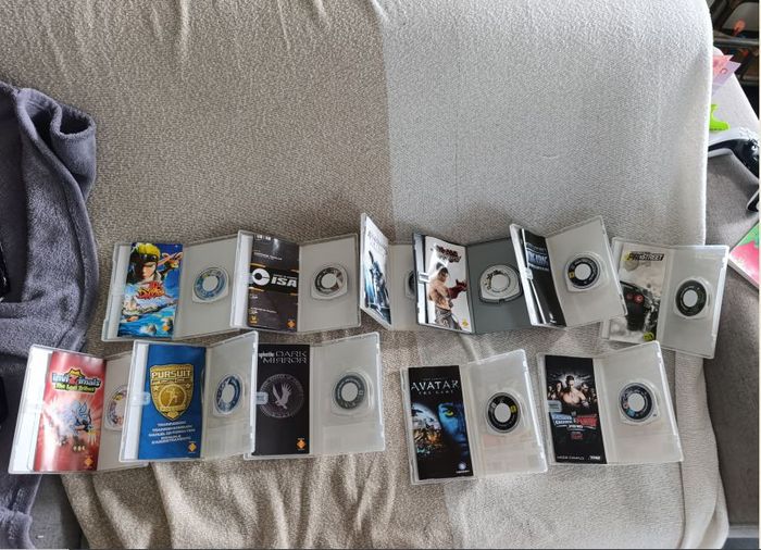 Lot de 11 jeux psp - photo numéro 2