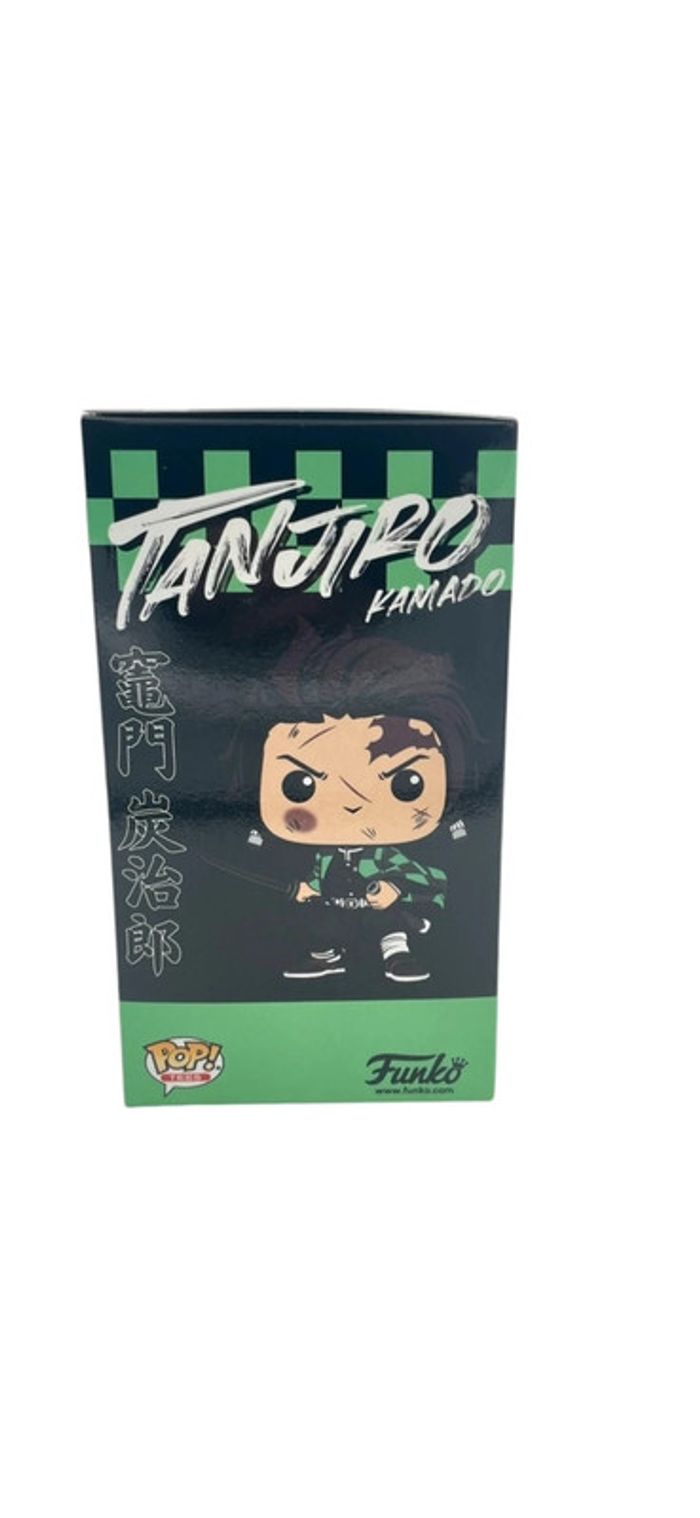 Coffret Funko Pop Demon Slayer T-Shirt taille Xl + Figurine Tanjiro Kamado neuf - photo numéro 3
