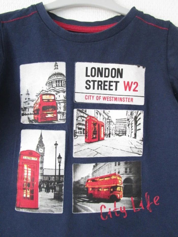 T-shirt marine Londres Minoti 4 ans TBE - photo numéro 3