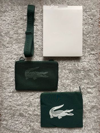 Pochette / sacoche Lacoste vert neuf