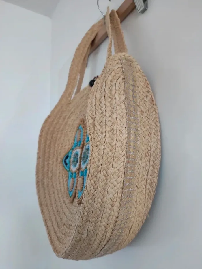 Sac rond en raphia de Madagascar - photo numéro 3
