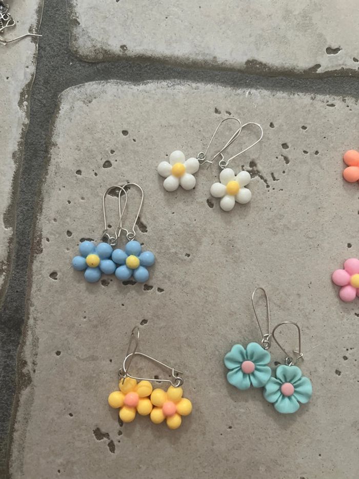 lot de 6 paires de boucles d’oreilles , fleurs - photo numéro 4
