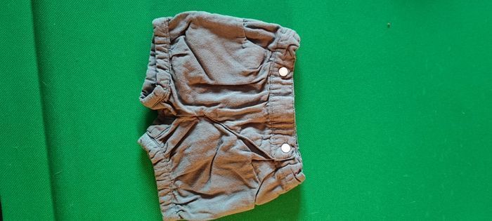 Lot 4 shorts taille 3 mois - photo numéro 5