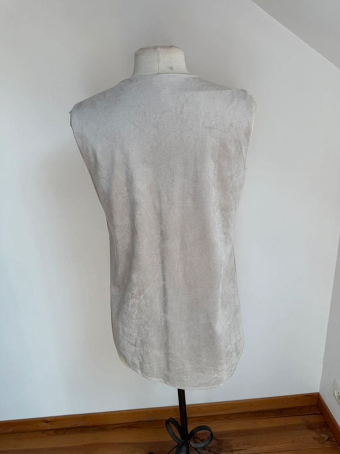 Superbe blouse neuve en tissu fluide effet daim BCBG Maxazria S 36 - photo numéro 6