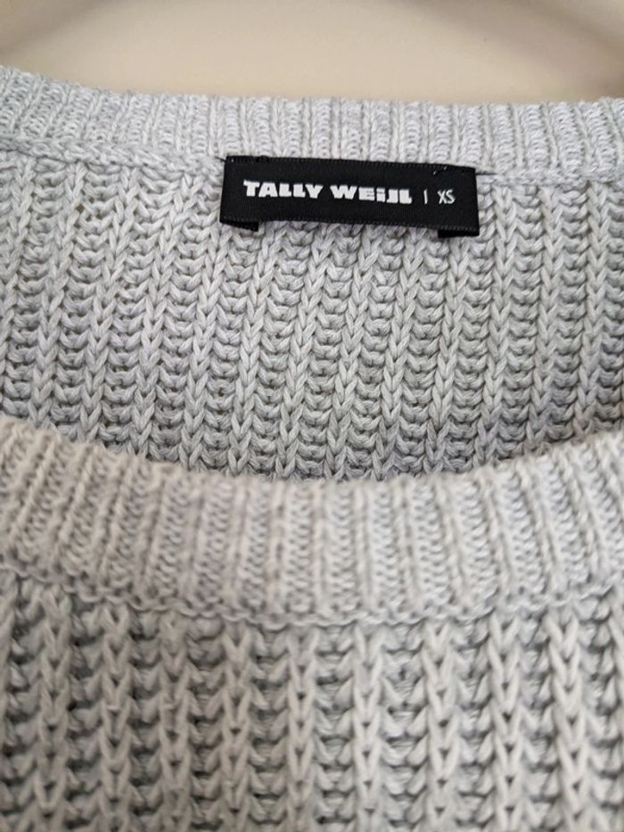 Pull gris - photo numéro 2