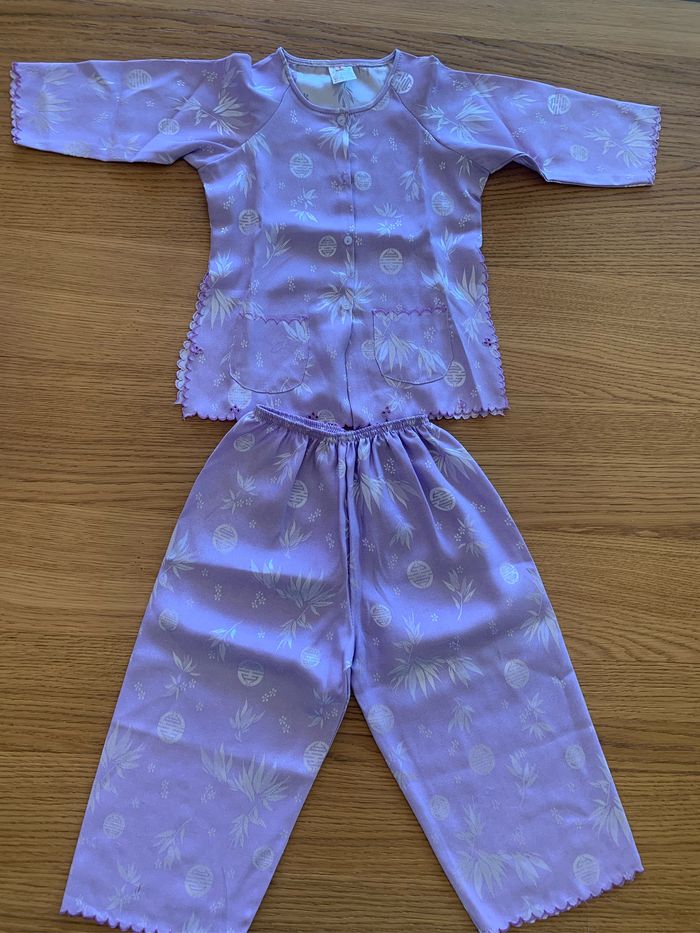 Lot tenues vietnamiennes - photo numéro 1