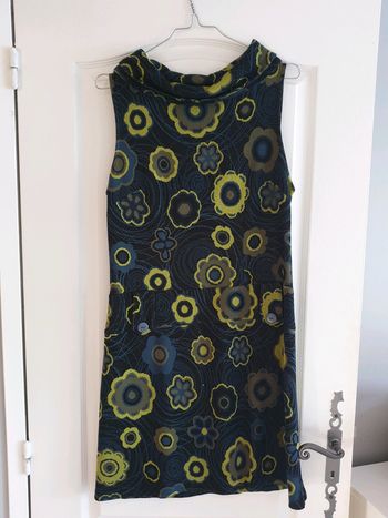 Robe courte