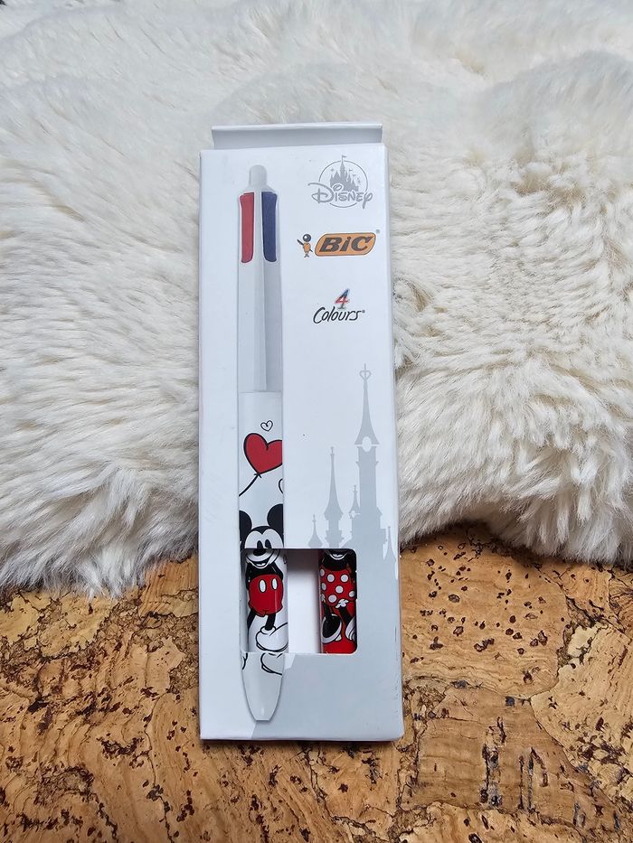 Bic 4 couleurs Mickey et Minnie Disneyland Paris