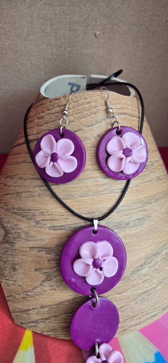 Parure Fimo fleur violet/lilas neuf - photo numéro 3