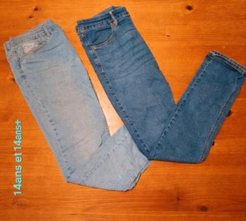 Lot de 2 jeans taille 14 ans et 14ans+