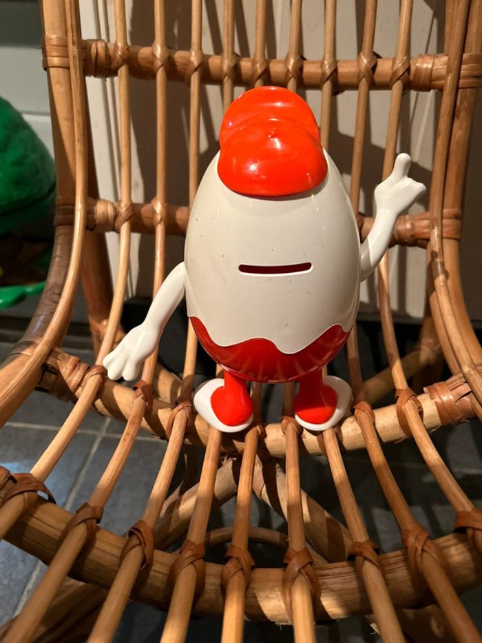 Tirelire œuf kinder - photo numéro 4