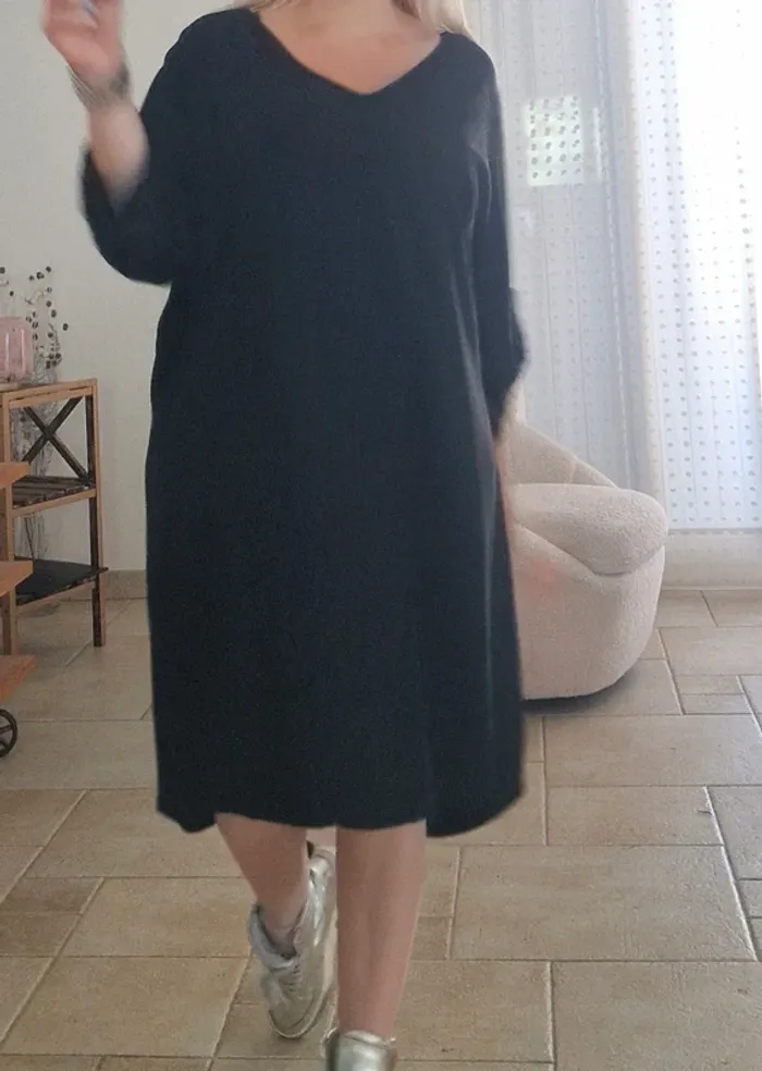 Robe loose oversize Made in italy noir et dentelle - photo numéro 12