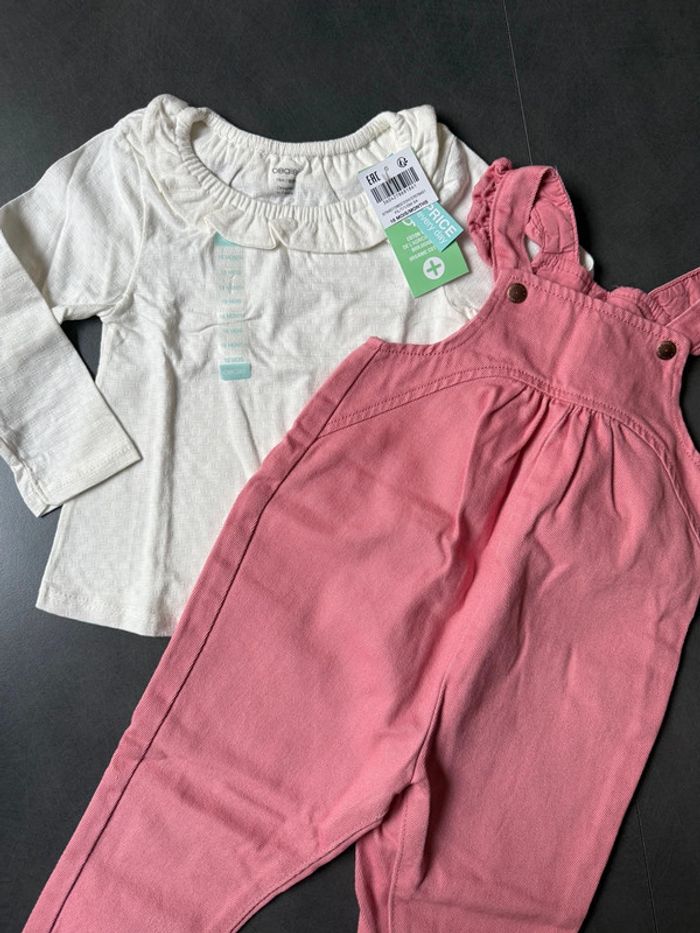 Ensemble 2 pièces salopette jean / t shirt 18 mois