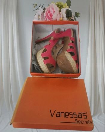🩷🤍Jolie Paires De Sandales Les Secrets De Vanessa 🩷🤍
