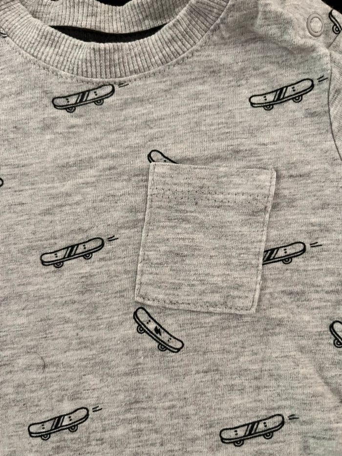 Teeshirt fin manche longue t3 mois - photo numéro 2