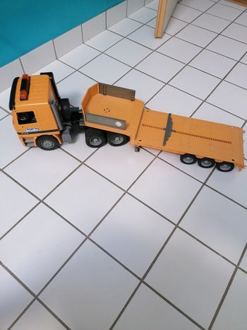 Camion remorque Bruder