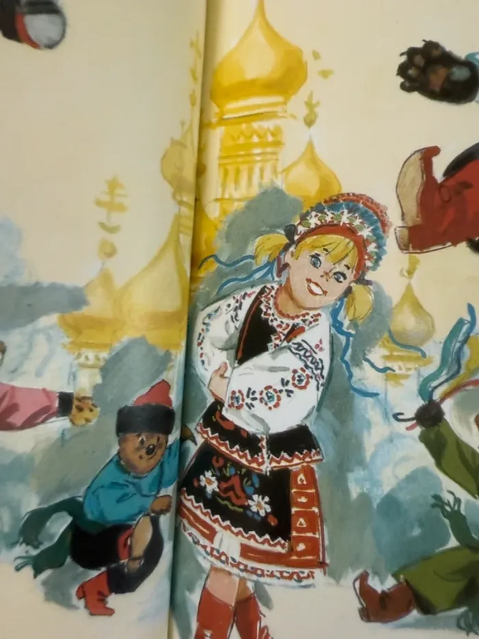 Livre rare Caroline et ses amis - Hachette - en Russie damiers - photo numéro 4