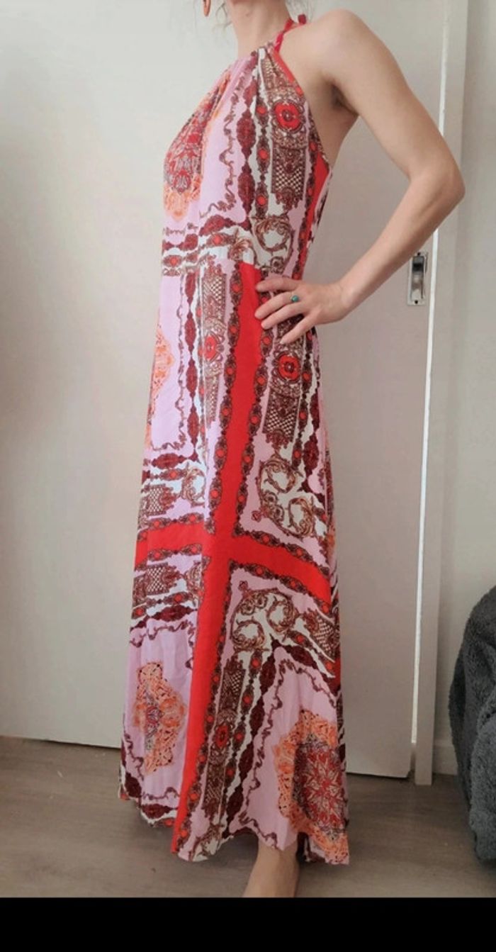 Robe longue taille allant du 36 au 40 - photo numéro 2