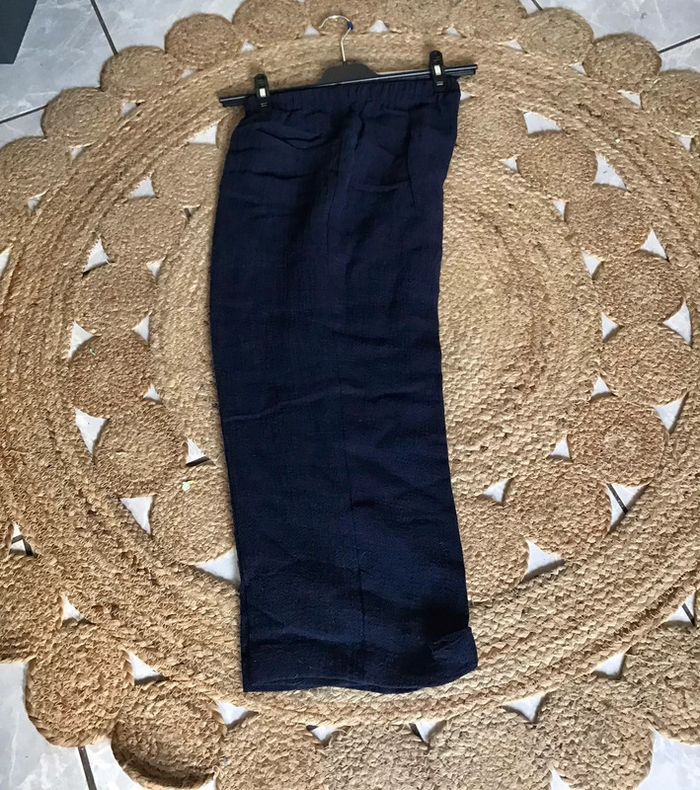 Pantacourt de coloris bleu marine taille 40 de la marque Q’Neel - photo numéro 2